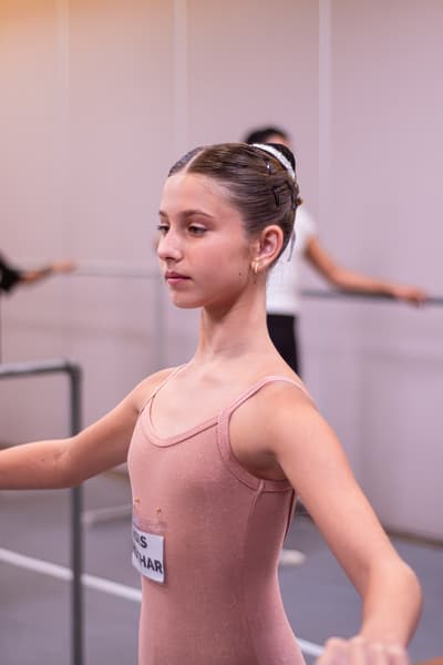 Isis Nechar — Classical dancer, Brazil