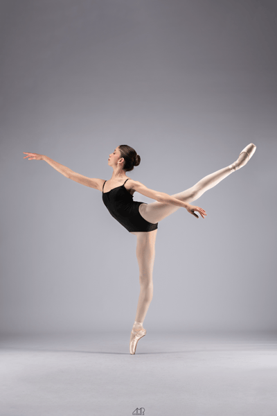 Mercedes Antiga — Classical dancer, Argentina