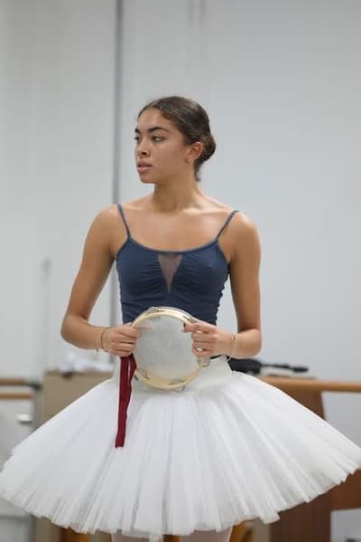 Shayna Martin Valdes Lamar — Classical dancer, Spain