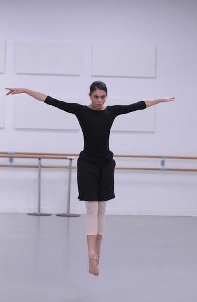 Shayna Martin Valdes Lamar — Classical dancer, Spain