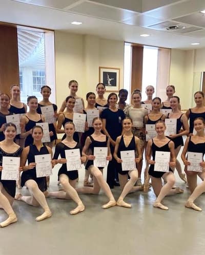 Shayna Martin Valdes Lamar — Classical dancer, Spain