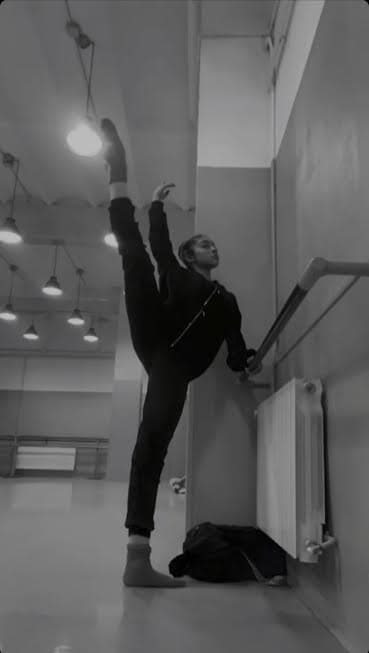 Shayna Martin Valdes Lamar — Classical dancer, Spain