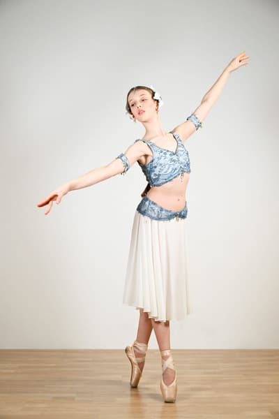 Sara Viappiani — dancer