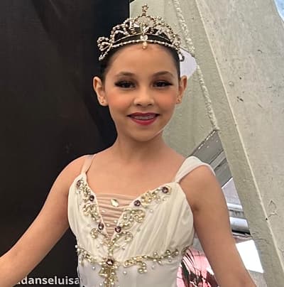 Isabella Cerón Zerecero — Classical dancer, Mexico