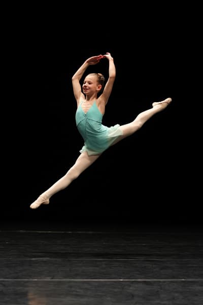 Elle Vandijck — Modern dancer, Belgium