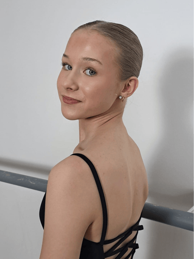 Neea Heikkinen — Classical dancer, Oulu, Finland