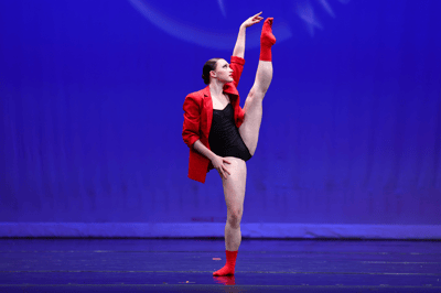 Isabella Klemowits — Classical dancer