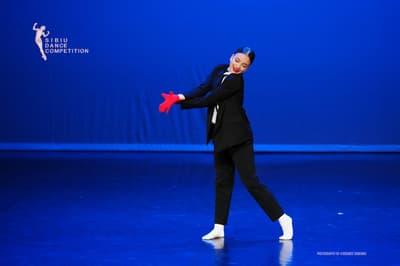 Ioana Daria Popa — Contemporary dancer, Romania