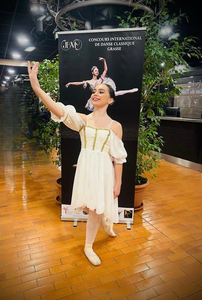 Anouk Benoliel — Classical dancer, France