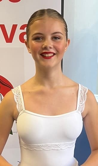 Amelya Malaja — Classical dancer, United Kingdom