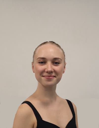 Molly Grealis — Classical dancer, United States