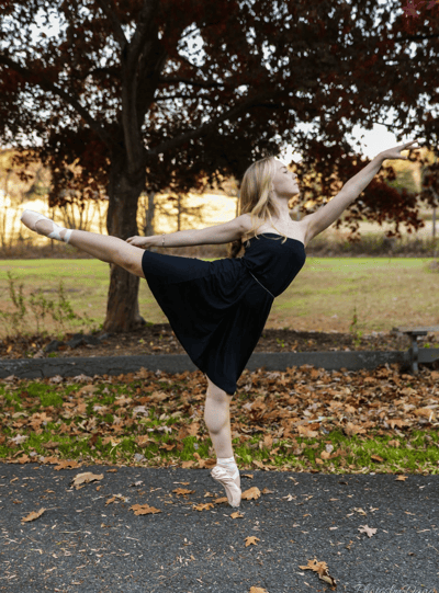 Molly Grealis — Classical dancer, United States