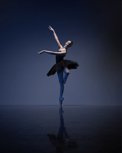 Holly Sellers — Classical dancer