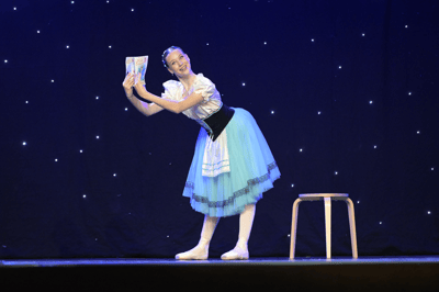 Holly Sellers — Classical dancer