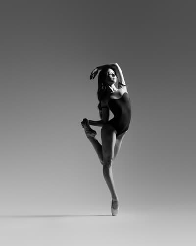 Lindy Holderbaugh — Classical dancer, United States