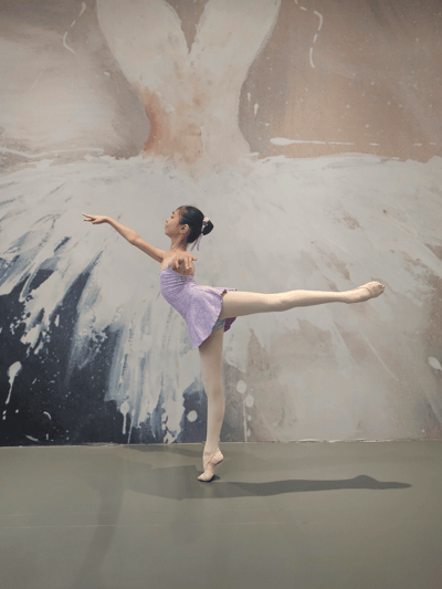 Jia Jia , Cheyanne Lin — Classical dancer, Malaysia