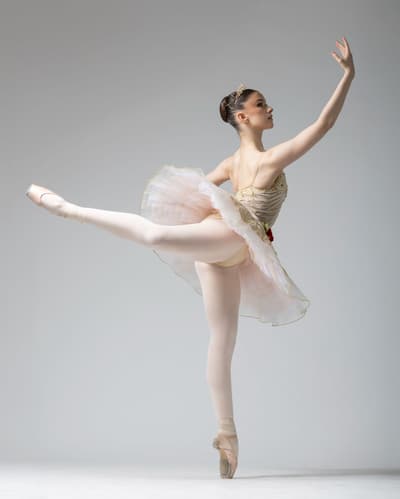 Maria Halilaj — Classical dancer, Italy