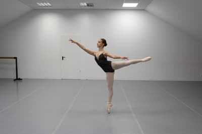 Urtė Aukštikalnytė — Classical dancer, Lithuania