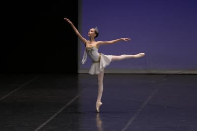 Kim Noemi Luu — Classical dancer, Italy