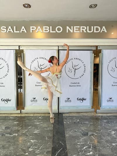 Serena Mancinelli — Classical dancer, Argentina