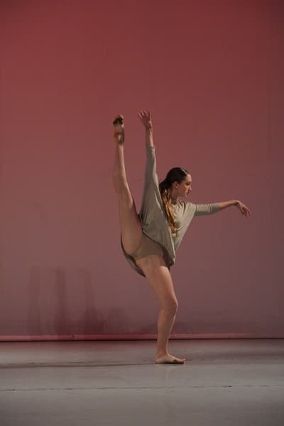 Serena Mancinelli — Classical dancer, Argentina