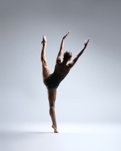 Caitlin Sendlenski — Classical dancer, United States