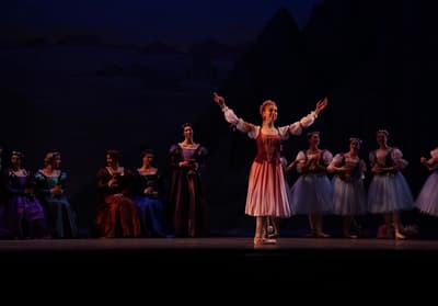 Caitlin Sendlenski — Classical dancer, United States