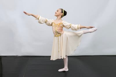 Camila Haro Noguera — Classical dancer, Argentina