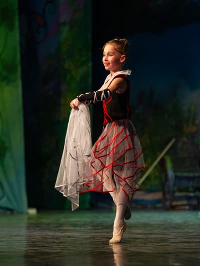 Palina Golad — Classical dancer, Belarus