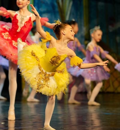 Palina Golad — Classical dancer, Belarus