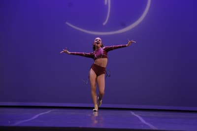 Giulia Soares Campos Giulia Trocolli — Classical dancer