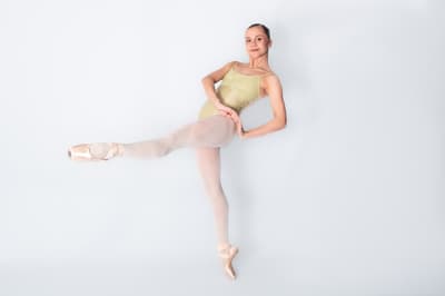 Giulia Soares Campos Giulia Trocolli — Classical dancer