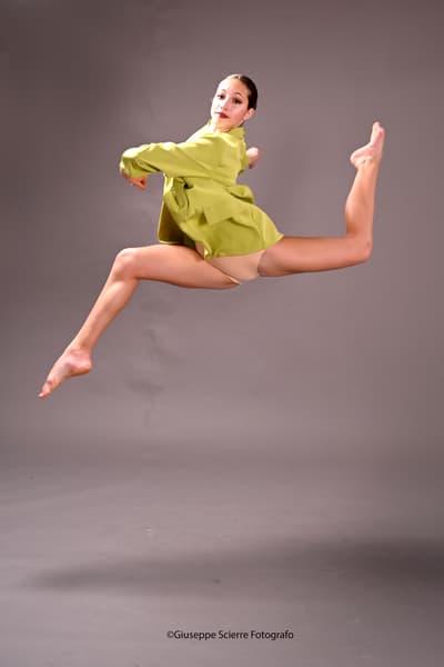 Ilenia Carrera — dancer, Italy