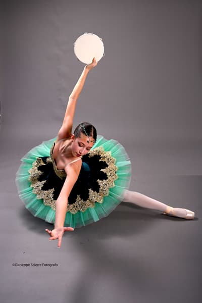 Ilenia Carrera — dancer, Italy