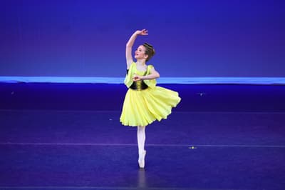 Safiya Bahdanovich — Classical dancer, United States