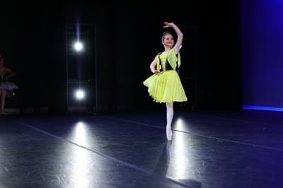Safiya Bahdanovich — Classical dancer, United States
