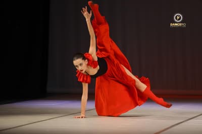 Isabella Francesca Taman Ciorfito — Classical dancer, Romania