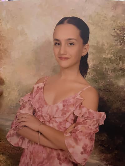 Isabella Francesca Taman Ciorfito — Classical dancer, Romania