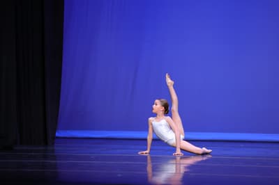 Emma Hamburger — Classical dancer, United States