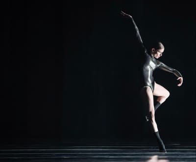 Louise Corpechot — Classical dancer