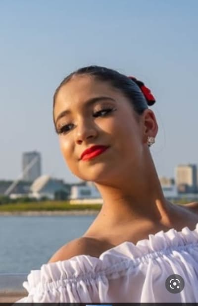 Zoe Abrajan — dancer, Mexico