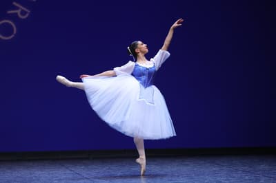 Olivia Fernandes — Classical dancer, United Kingdom