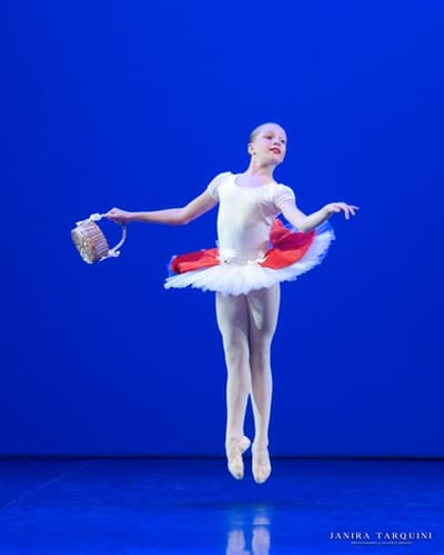 Luna Mazzocchini — Classical dancer, Italy