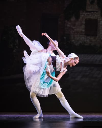 Luna Mazzocchini — Classical dancer, Italy