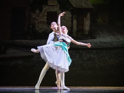 Luna Mazzocchini — Classical dancer, Italy