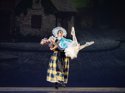 Luna Mazzocchini — Classical dancer, Italy