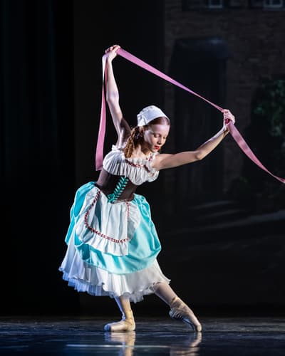Luna Mazzocchini — Classical dancer, Italy