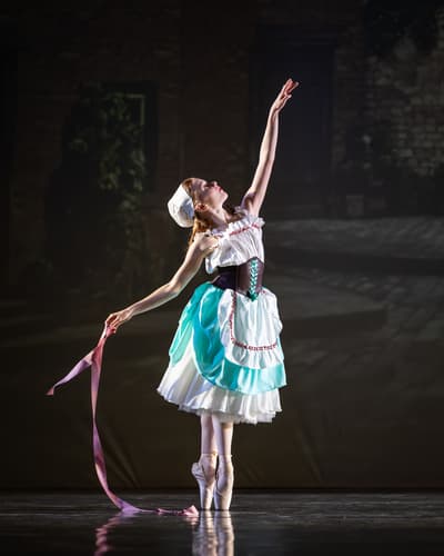 Luna Mazzocchini — Classical dancer, Italy