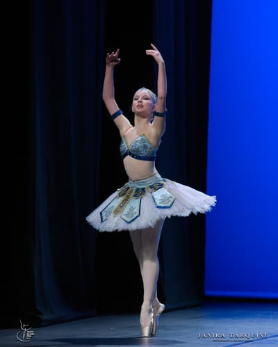 Amira Nünlist — Classical dancer, Switzerland
