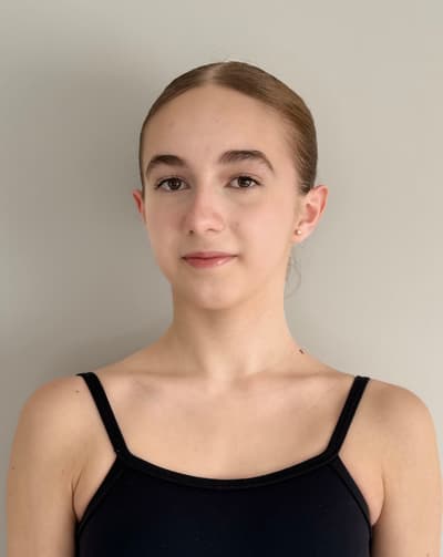 Amanda Zadrozny — Classical dancer, Brazil